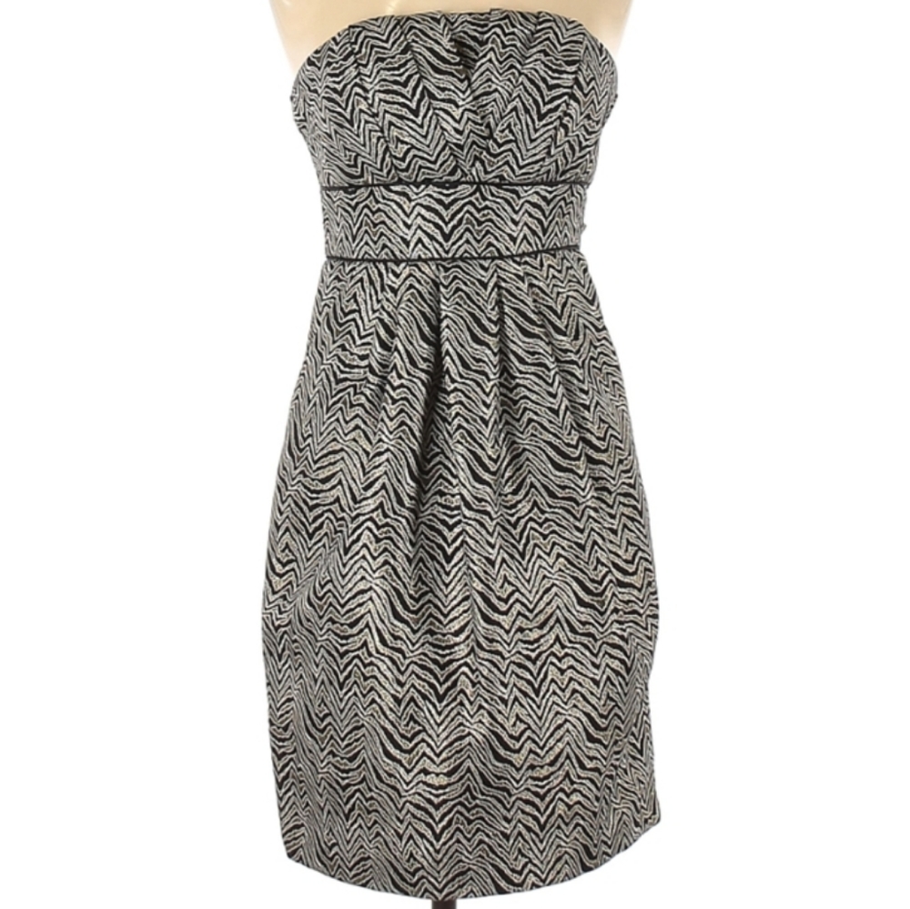 City Studio NWT Strapless Dress Knee Length